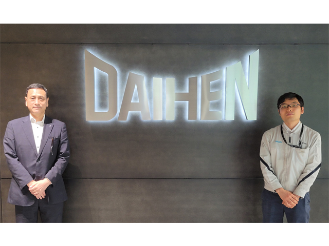 株式会社ダイヘン （写真左から）生産・物流本部 資材部 購買管理課　豊田様、技術開発本部プラズマ応用技術開発部　佐々木様